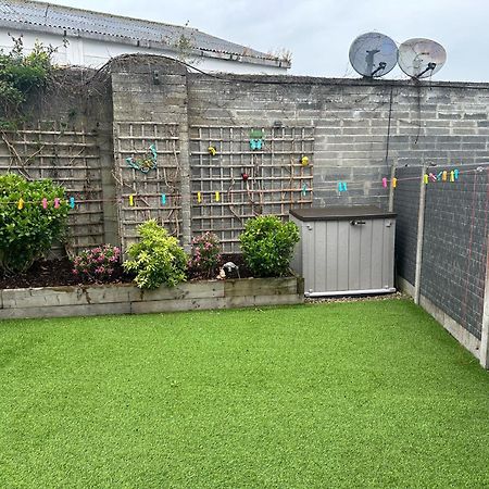 The Artane Self Catering Apartment Dublin Exterior photo